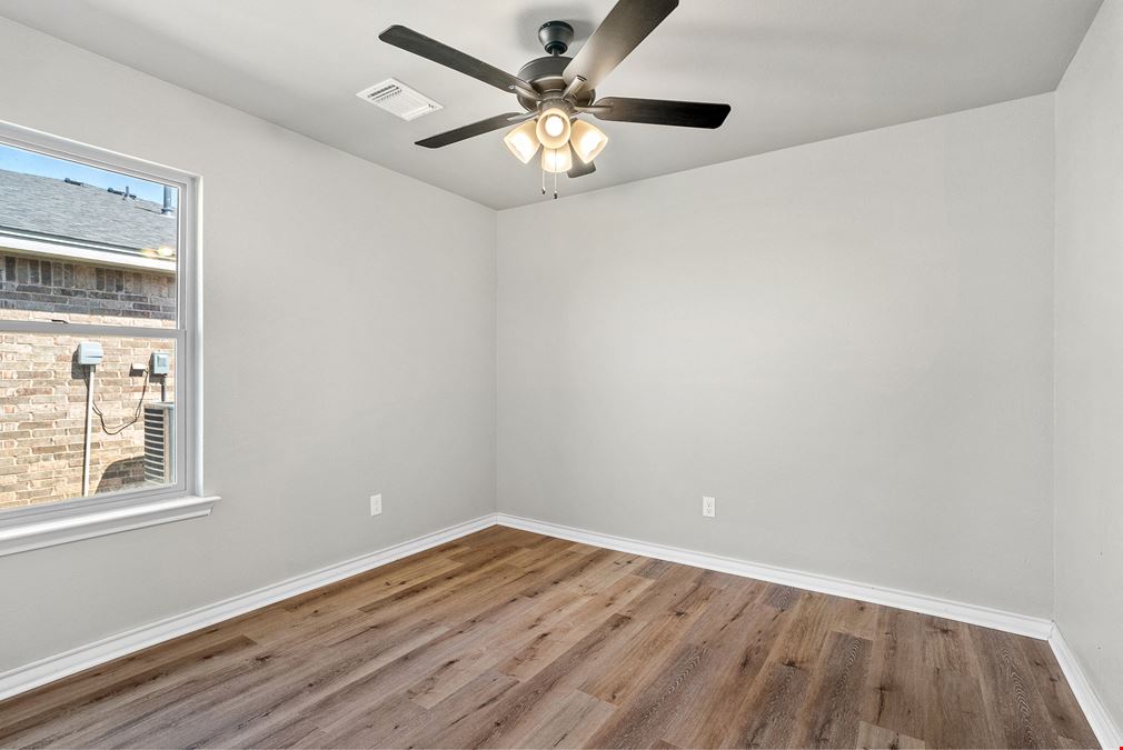 1107 Caprock