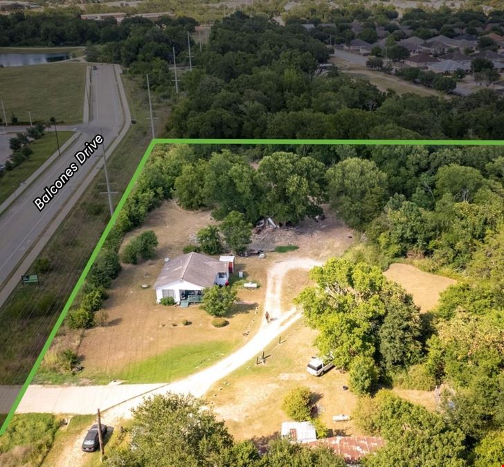 210 Balcones Drive