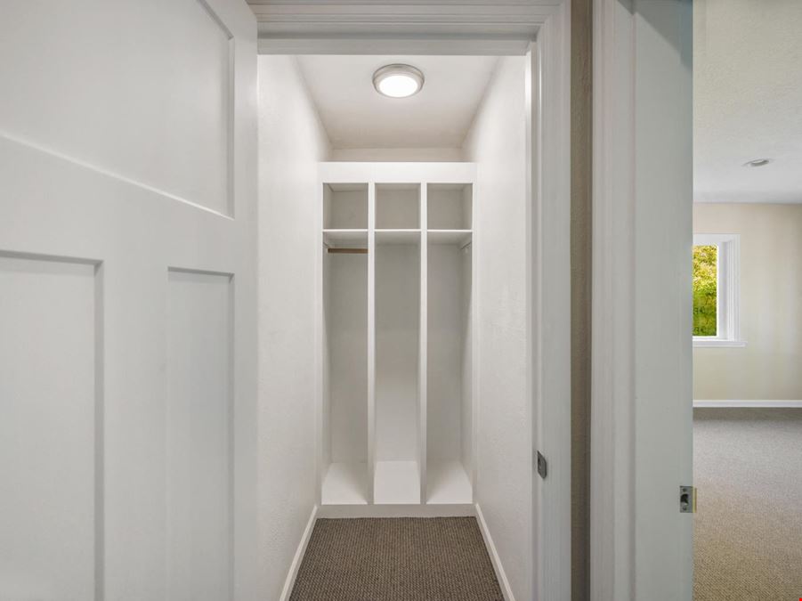 Hollywood/Laurelhurst Office Bldg Opportunity