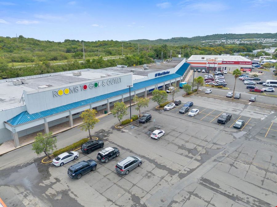 Eastern Plaza Ave. Valero