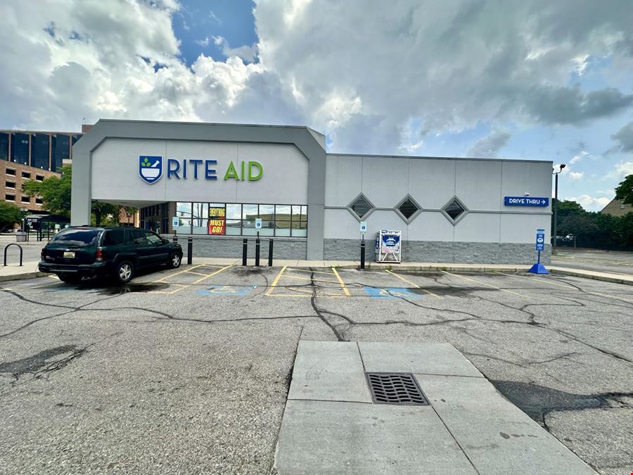 Former Rite Aid at Sparrow U of M Health System Lansing