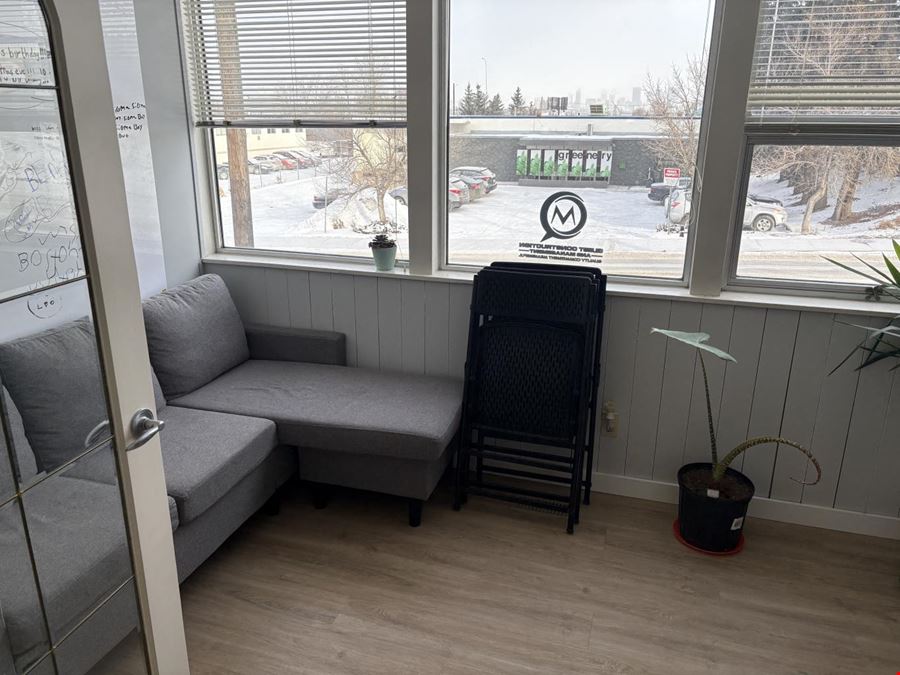 6923 Farrell Road SE, Calgary AB