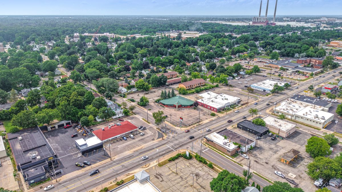 2524 S. Cedar St.
