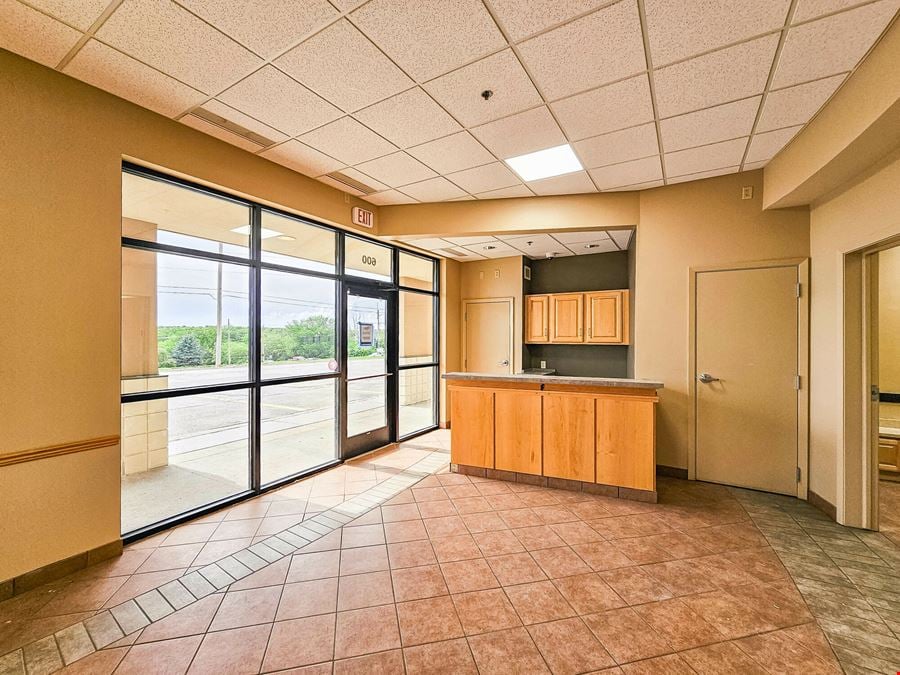 Turnkey Vet Clinic for Lease