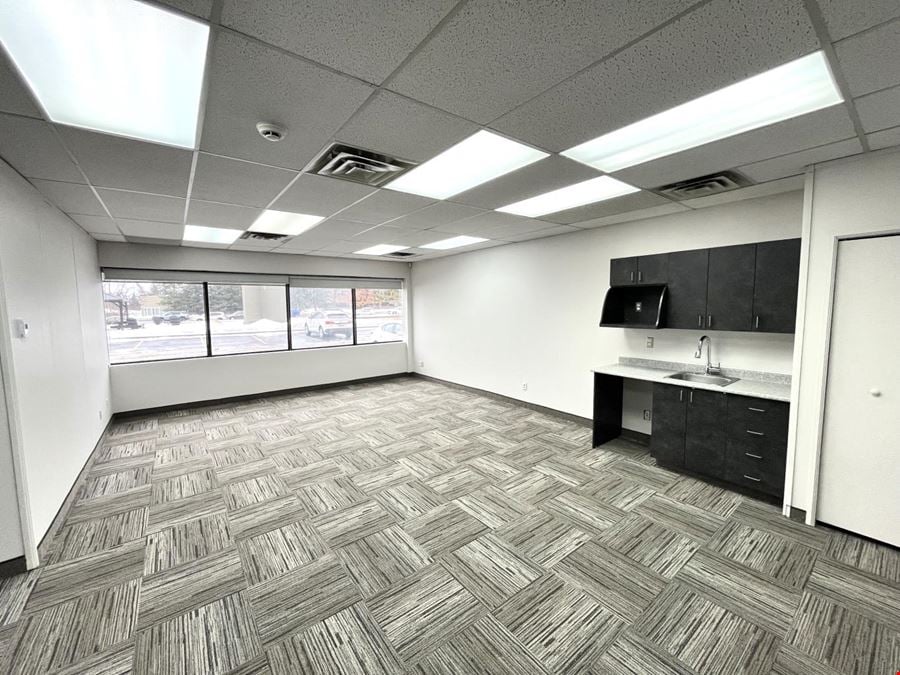 6 Gurdwara Road, Ottawa, ON - Office space for lease