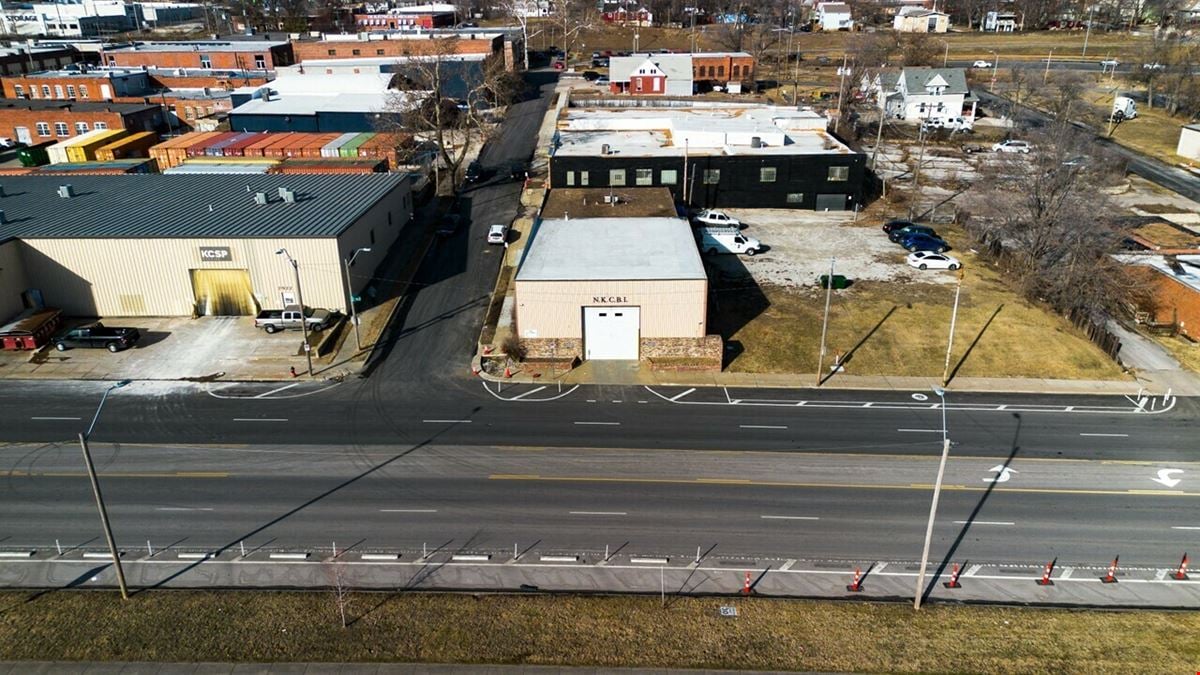 3000 E Truman Road