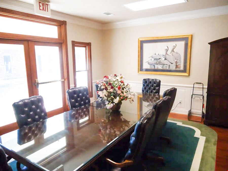 Free Standing Professional Office Building off Sherwood Forest