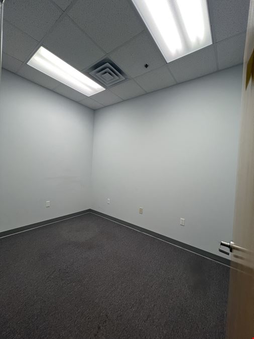 207 W Main St Unit 103