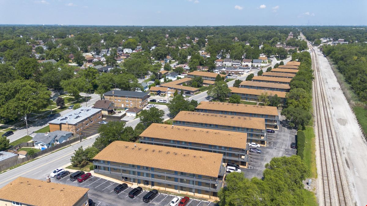 Blue Station Apartments