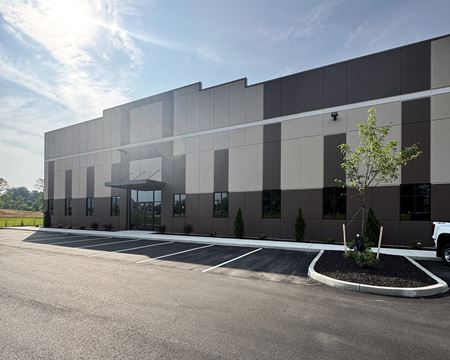 Preview of commercial space at 2105 Gateway Boulevard