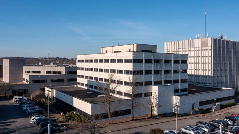 Preview of Office space for Rent at 833 Princeton Avenue