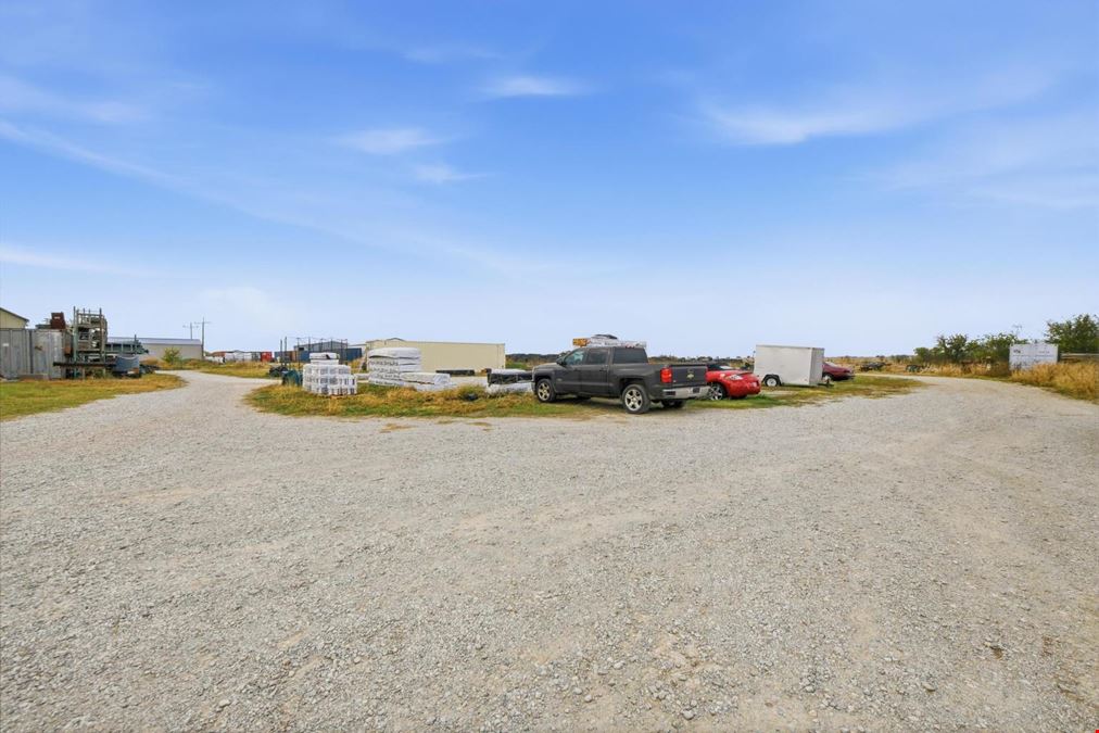 9510 Swafford Rd, Justin, TX