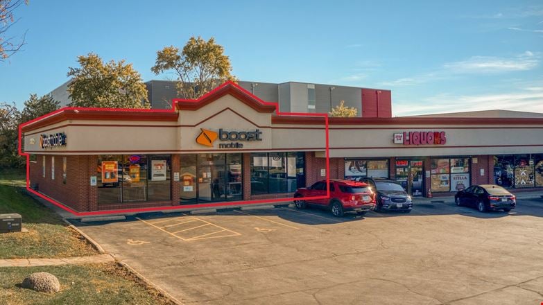 Preview of Retail space for Rent at 595-596 North Pinecrest Road