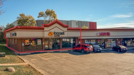 Preview of Retail space for Rent at 595-596 North Pinecrest Road