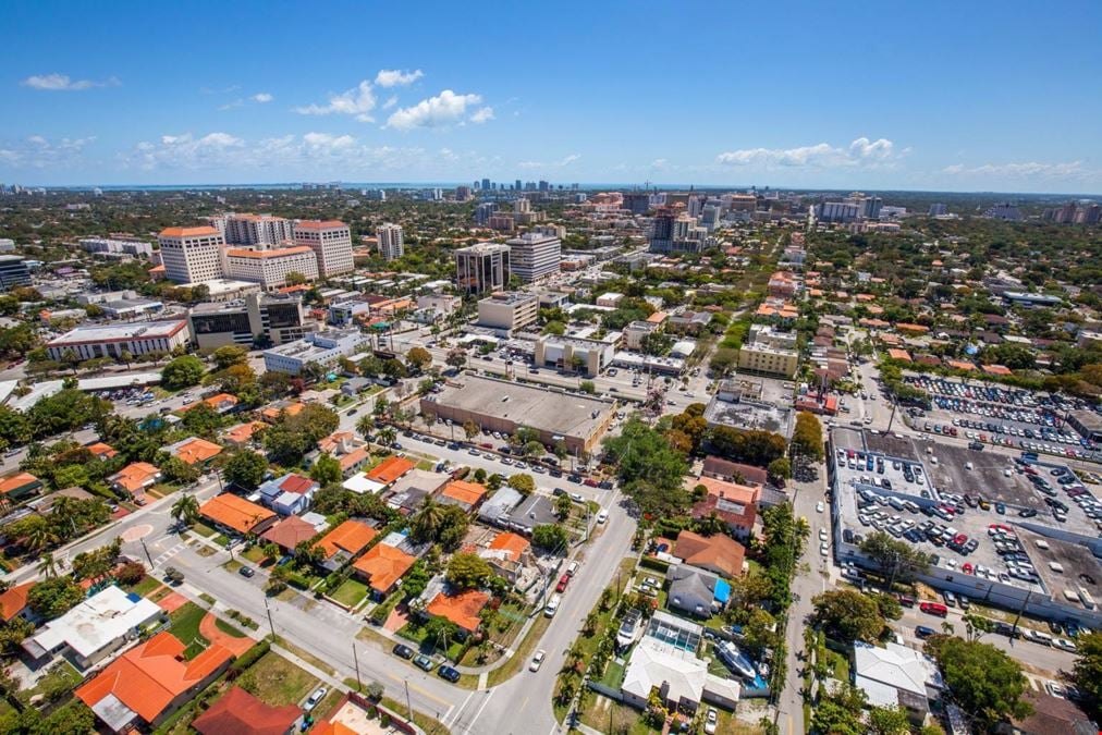 Navarro Gables