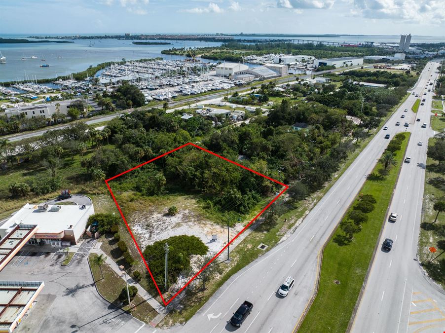 1988 N Us Hwy 1, Fort Pierce, FL, 34946