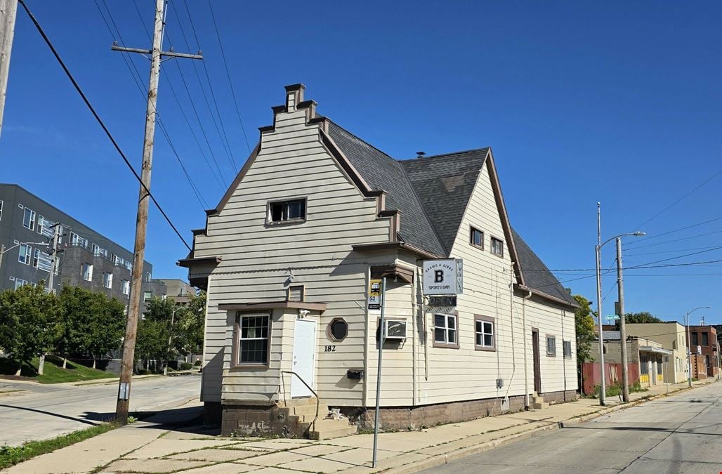 182 E Lincoln Ave