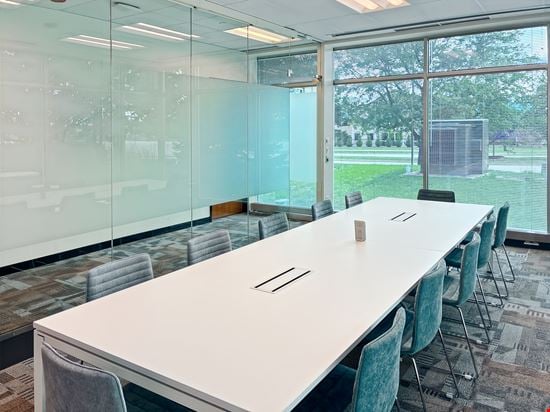 Regus - Hoffman Estates - Prairie Stone Pkwy