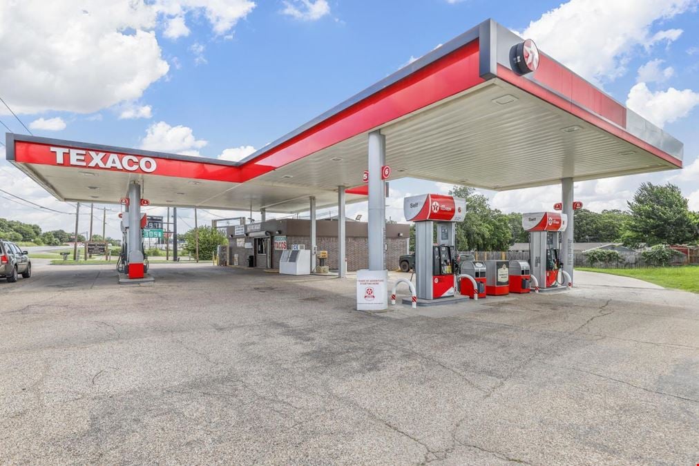 1,260 SF Convenience Store for Sale