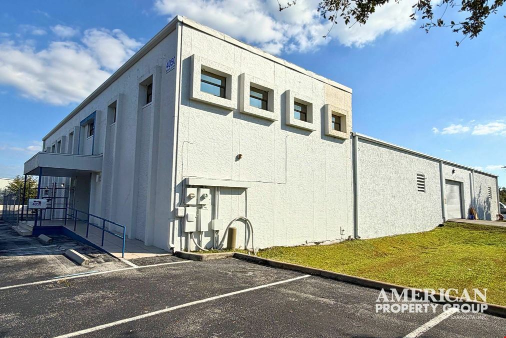Office/Showroom & Warehouse