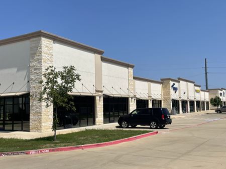 Preview of commercial space at 429 Interstate 30
