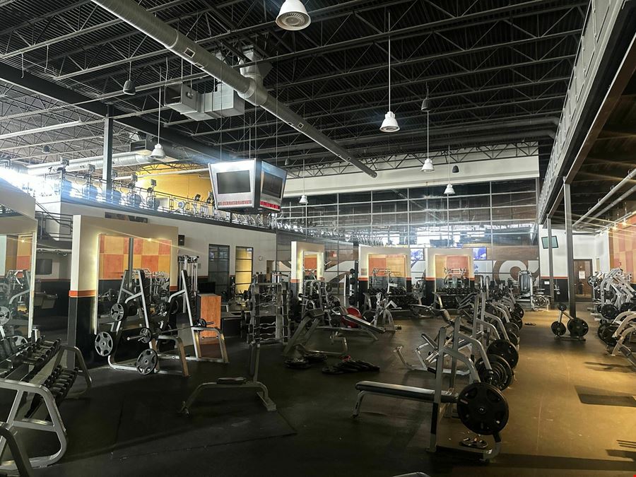 Former LA Fitness