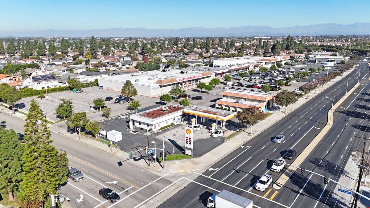 End-Cap Anchor Space (Former Rite Aid Location)