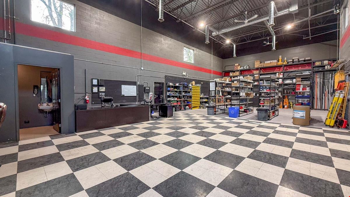 Double Industrial Strata Unit 
