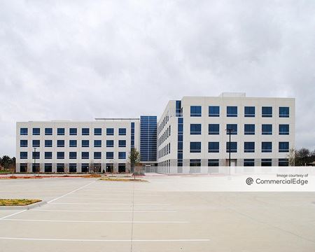 Preview of commercial space at 5445 Legacy Drive