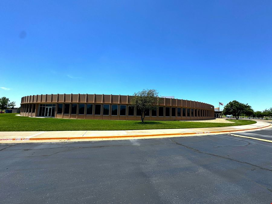 7901 Wallace Blvd