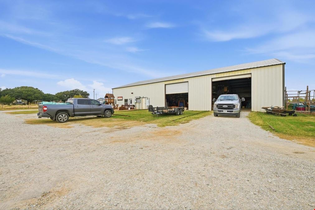 9510 Swafford Rd, Justin, TX