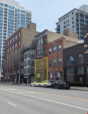 ±2,600 to 8,010 SF Class A Office Sublease in River North