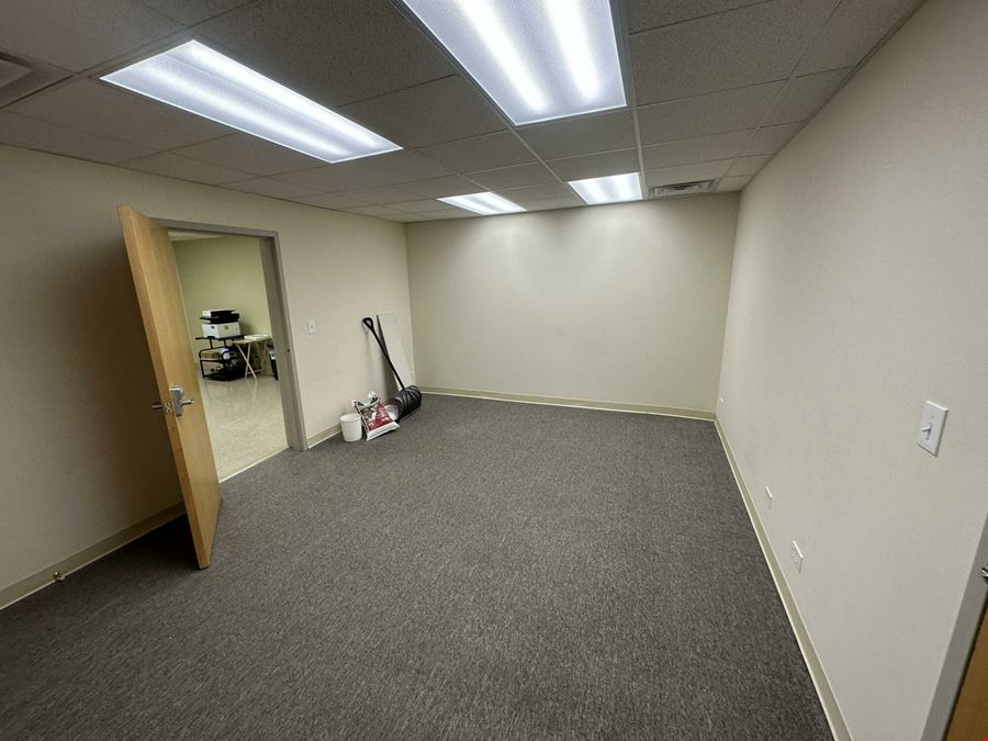 Logan Square Private Office Suite for Lease