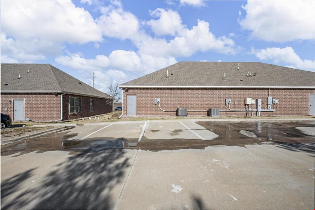 Office for Lease in Rowlett, TX