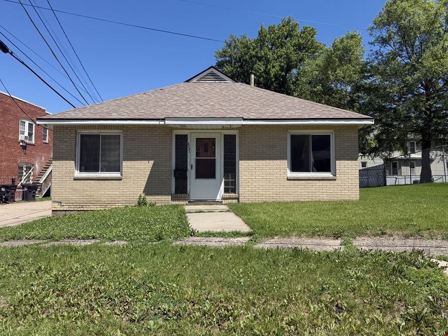 3721 5th Ave, Sale