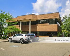 2 Corporate Drive