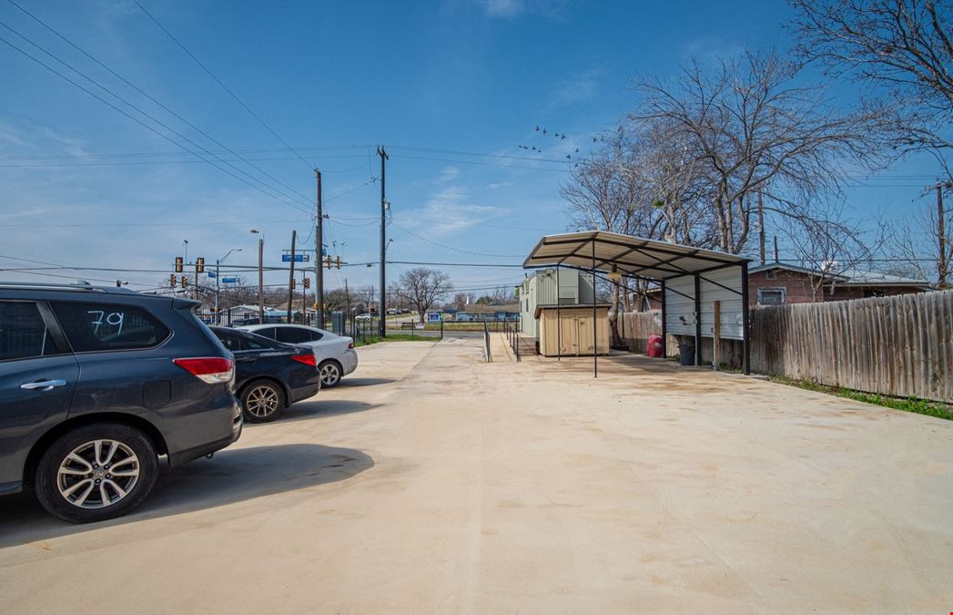 3422 Commercial Avenue