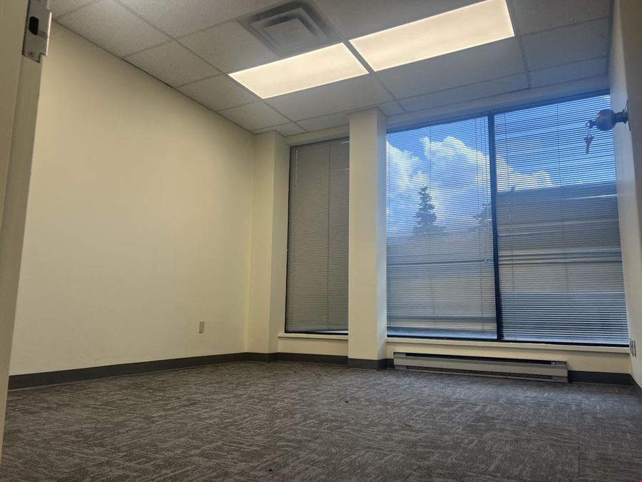 520 Abilene Drive, Mississauga, ON L5T 2H7