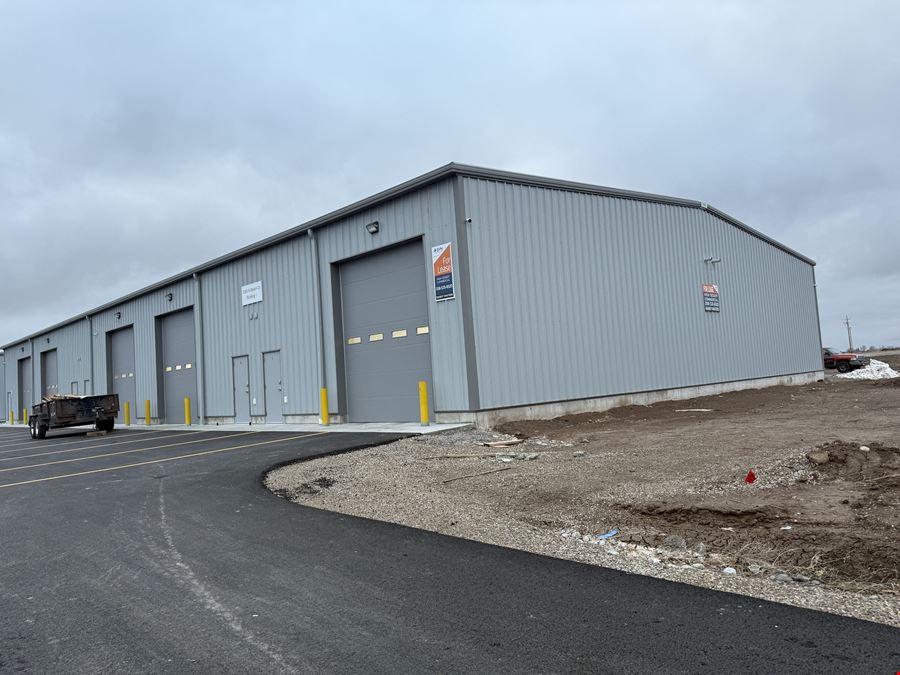1,200-12,000 sf Flex Space