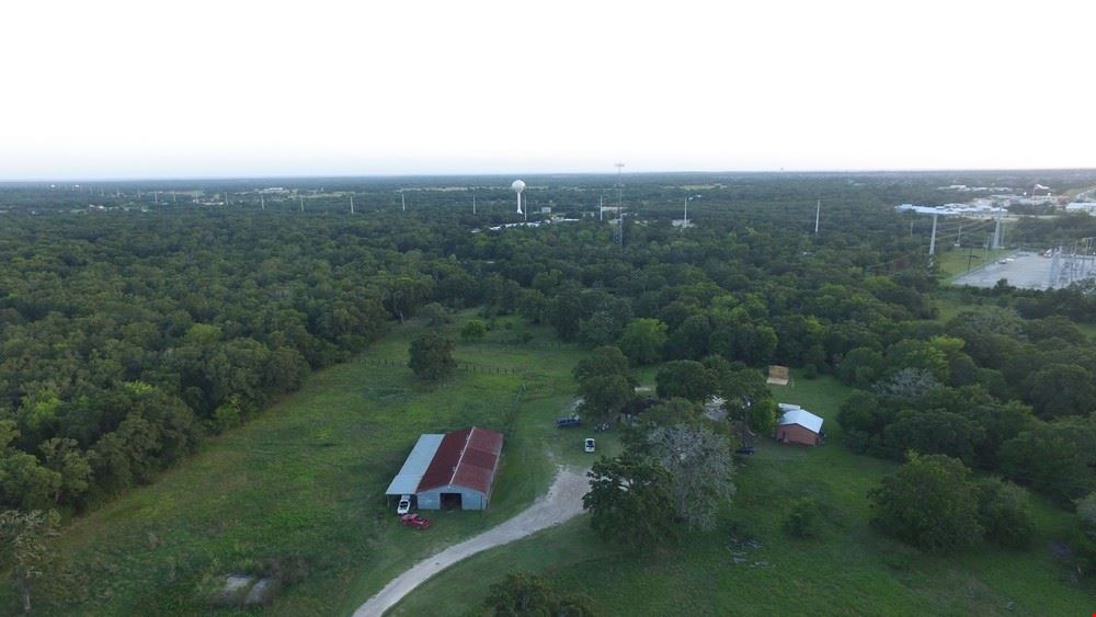 ± 26.56 Acres on Hwy 6 | College Station, TX
