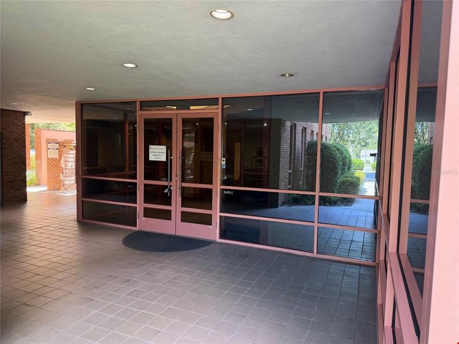 2700 NW 43rd St