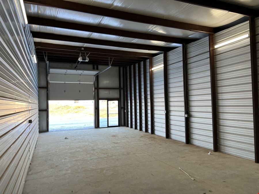 +/- 1,000 SF Warehouse Space