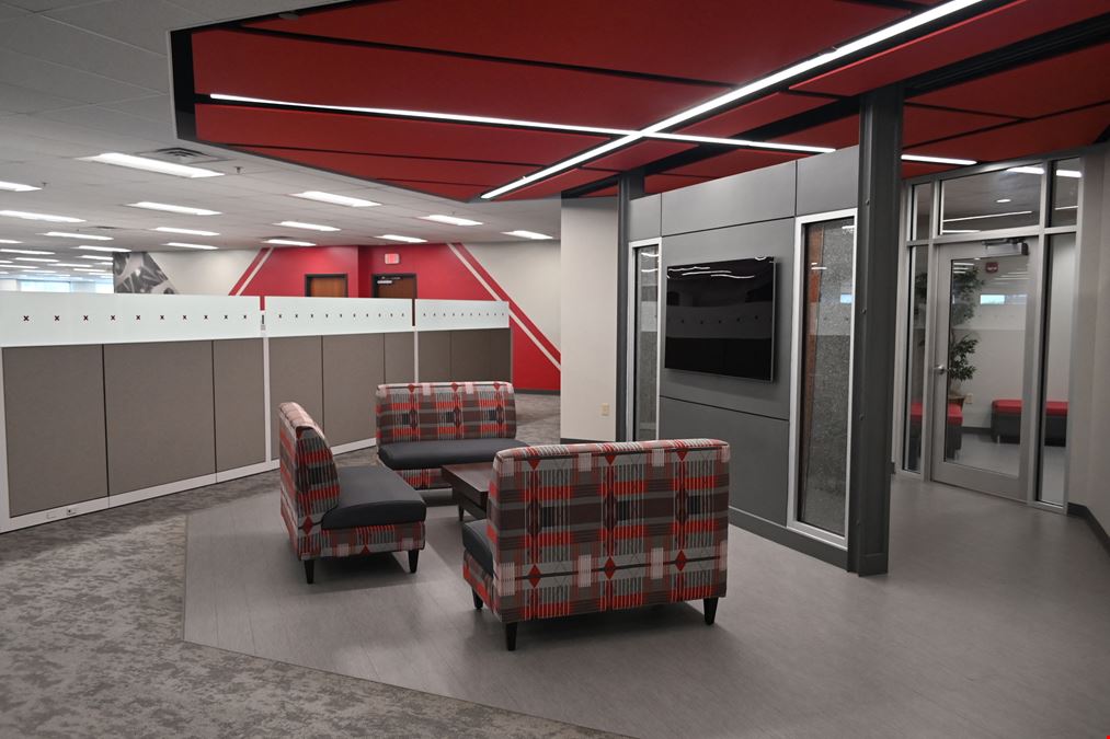 17,718 Sq. Ft. Sublease