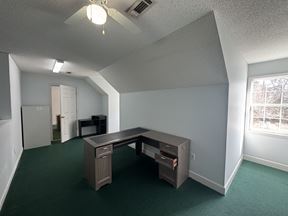 2105 Cromley Circle