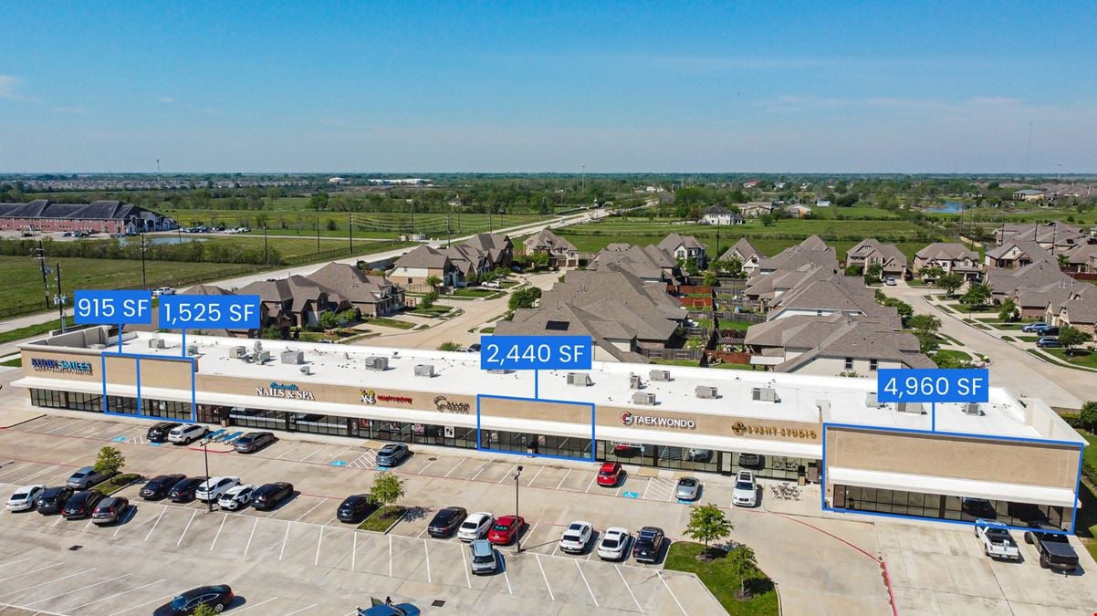 Retail Space Available | Pearland, TX