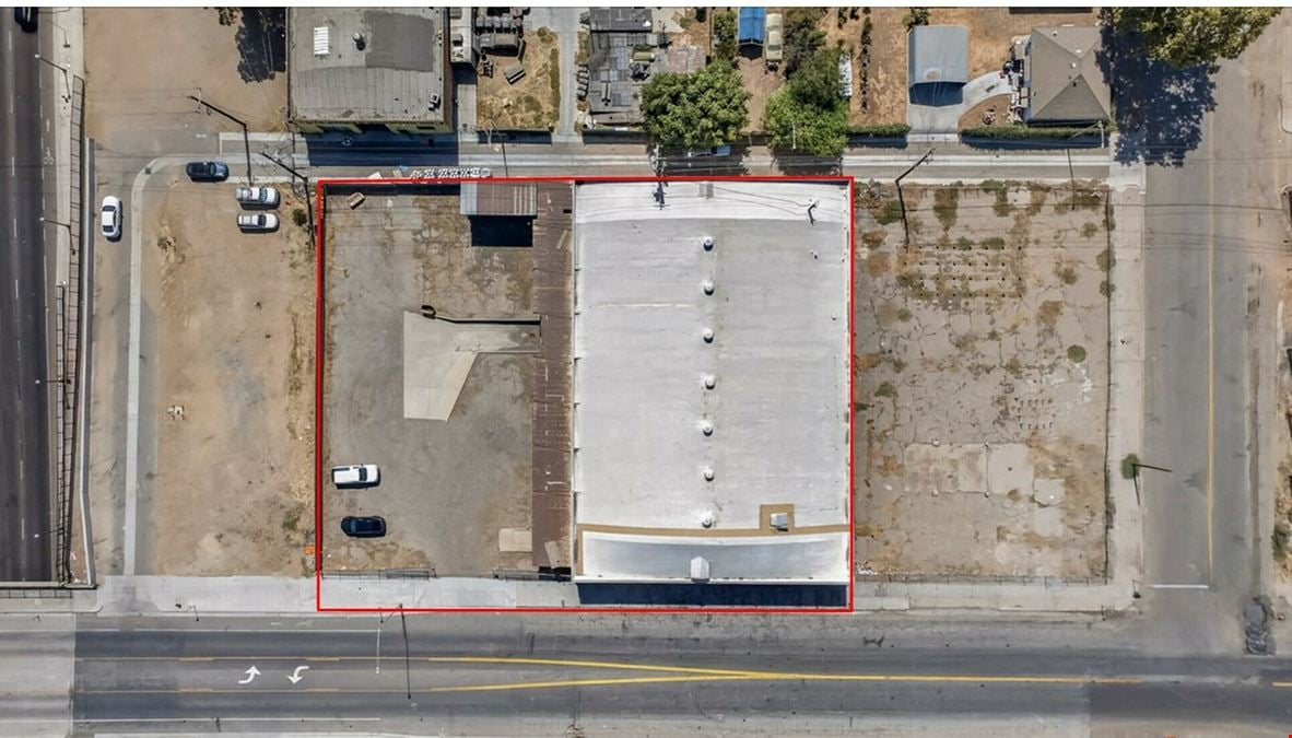 ±15,300 SF Freestanding Industrial Building + Large Yard Area - CA-41 Exposure