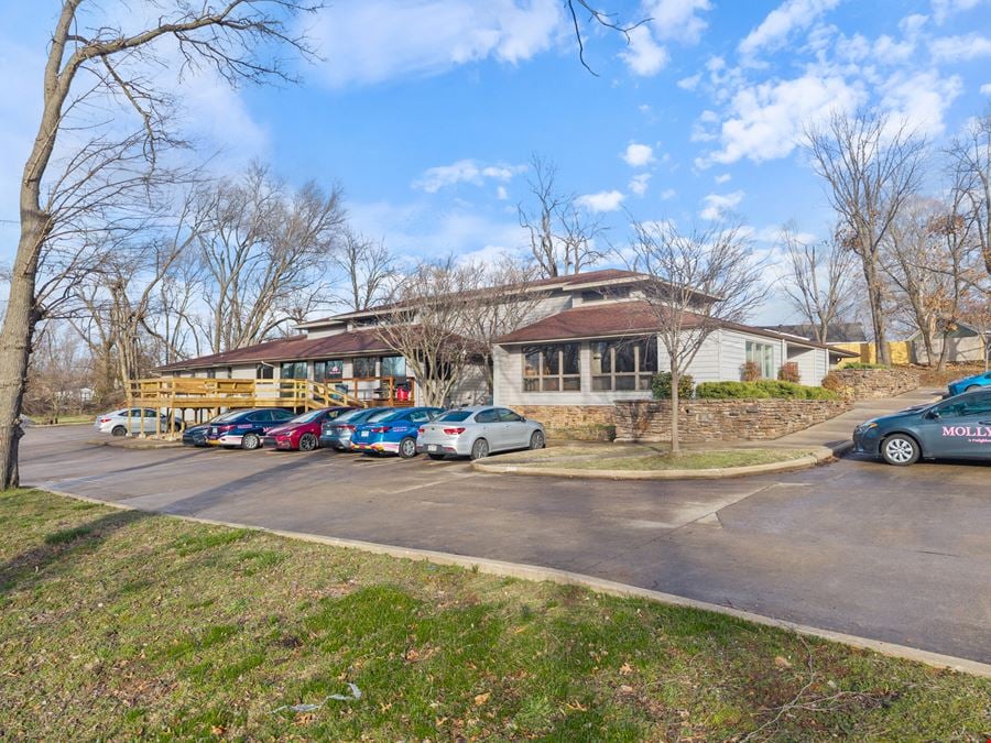 6 North Halsted Circle