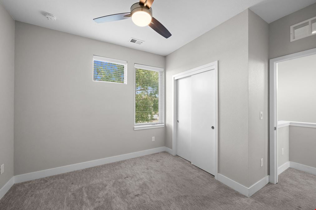 5151 - 5171 W 10th Ave