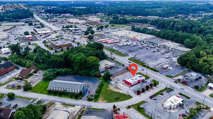 ±4,300-SF Freestanding Restaurant Building on ±1.07 Acres