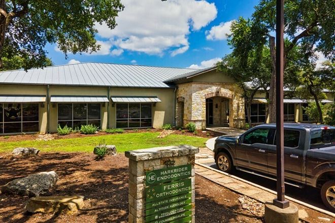 Preview of Office space for Rent at 160-184 Creekside Park